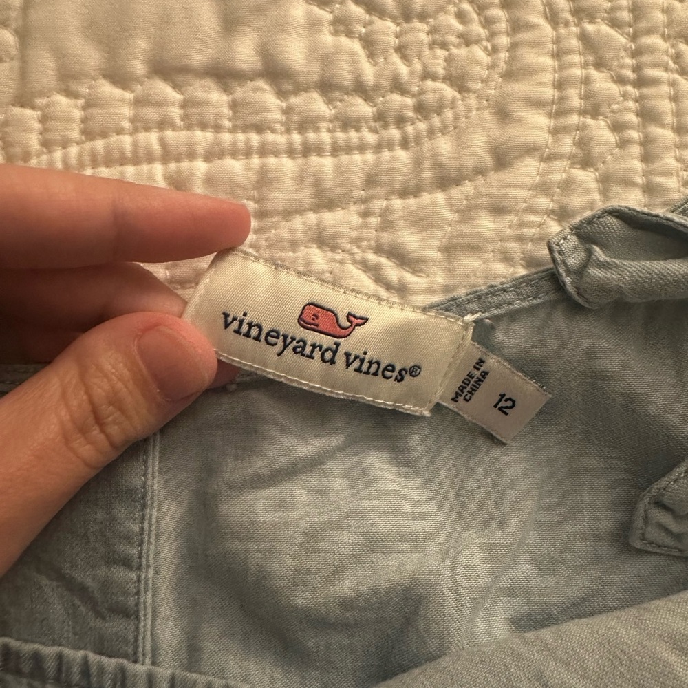 Vineyard Vines Top - Picture 4 of 4